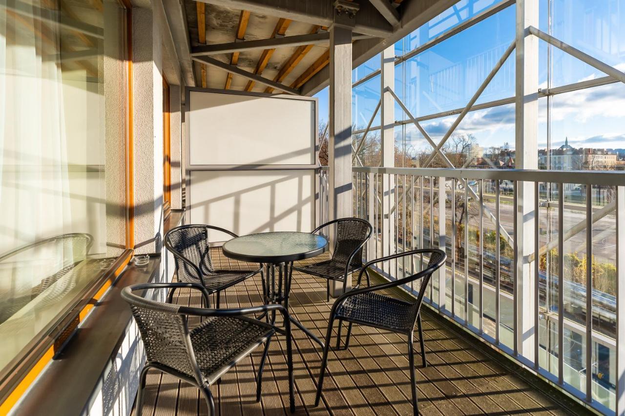 Comfort Royal Tulip Apartment